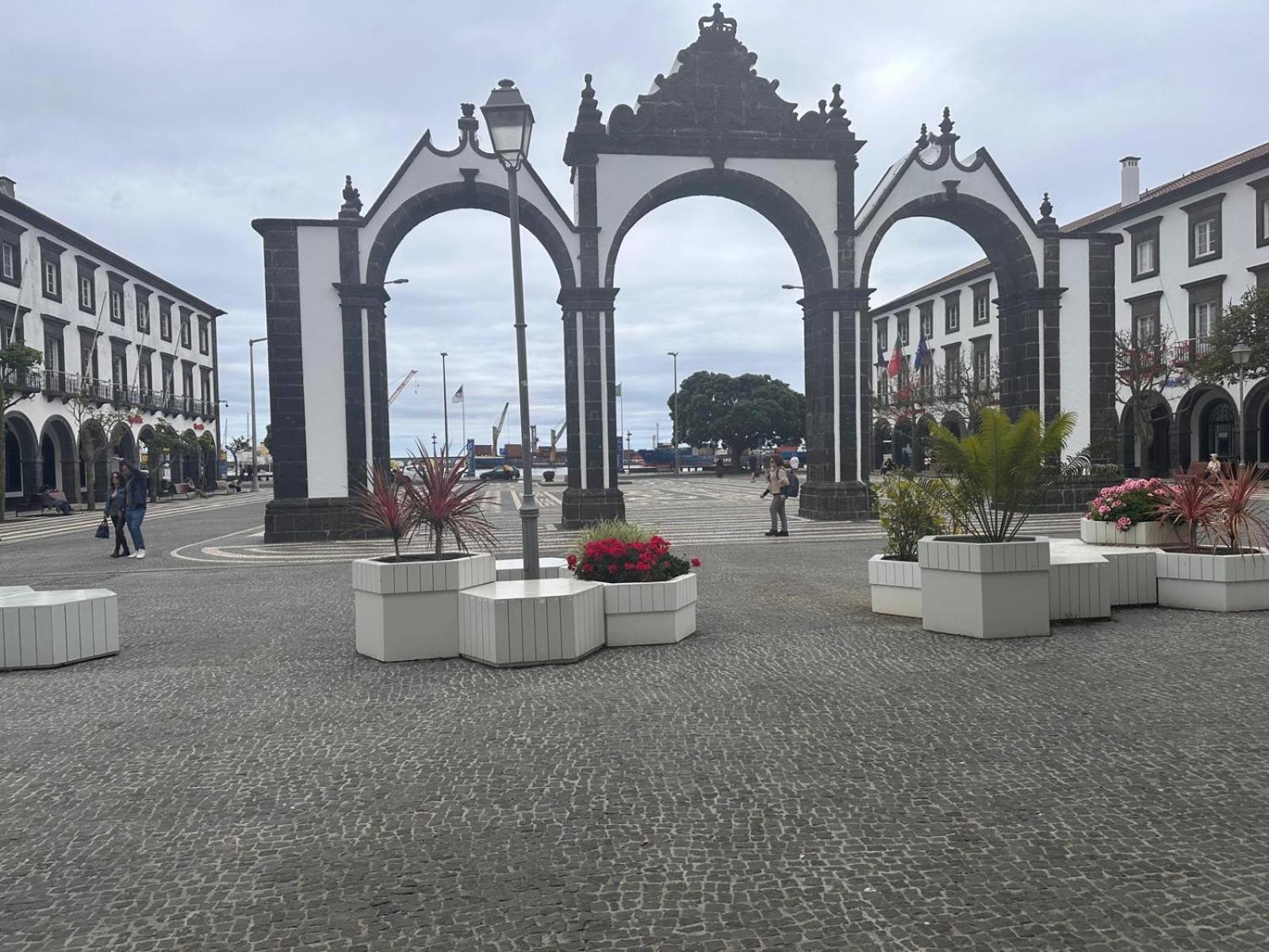 Azor International Apartment I Ponta Delgada Exterior foto